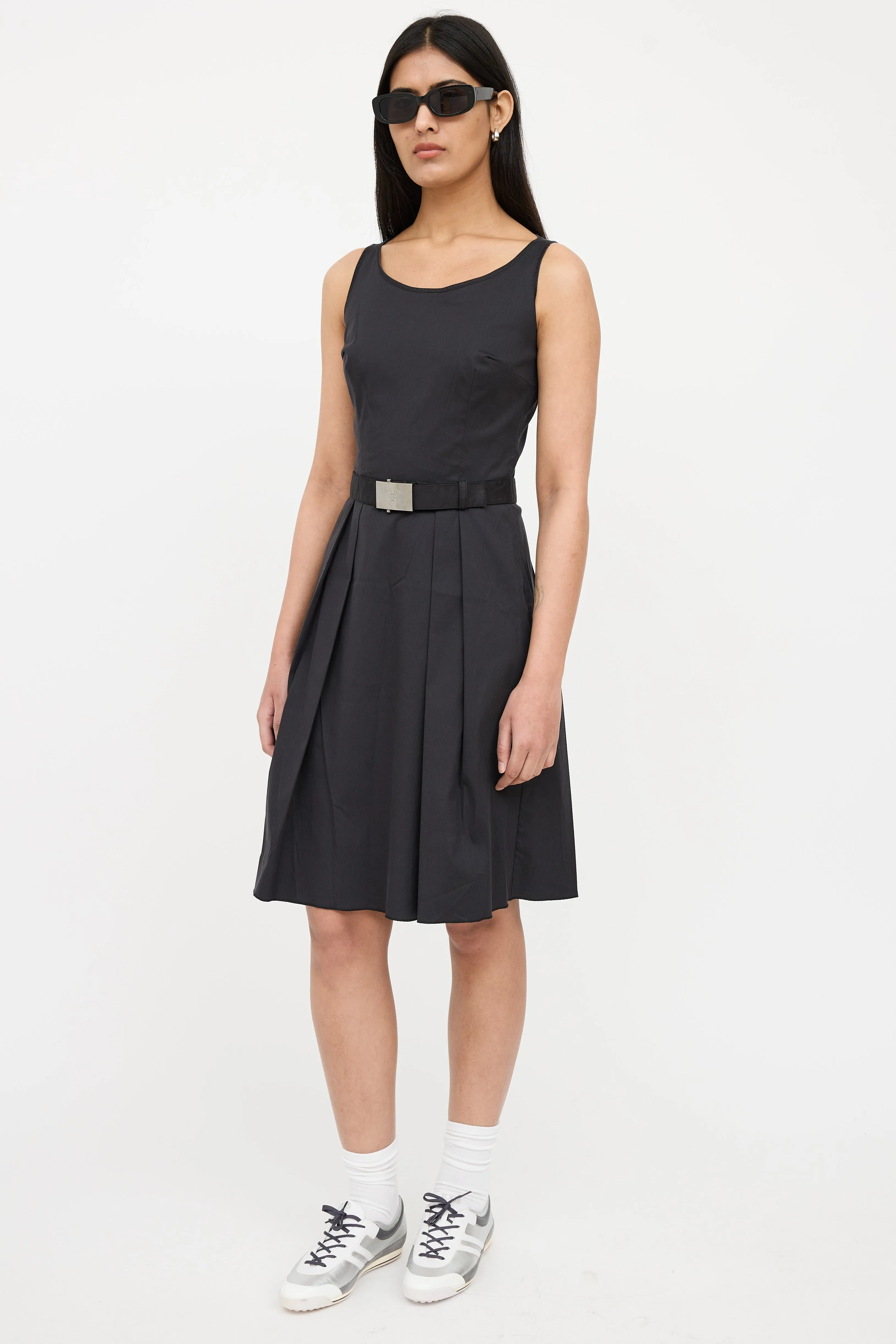 2007 Sleeveless Pleated Dress
