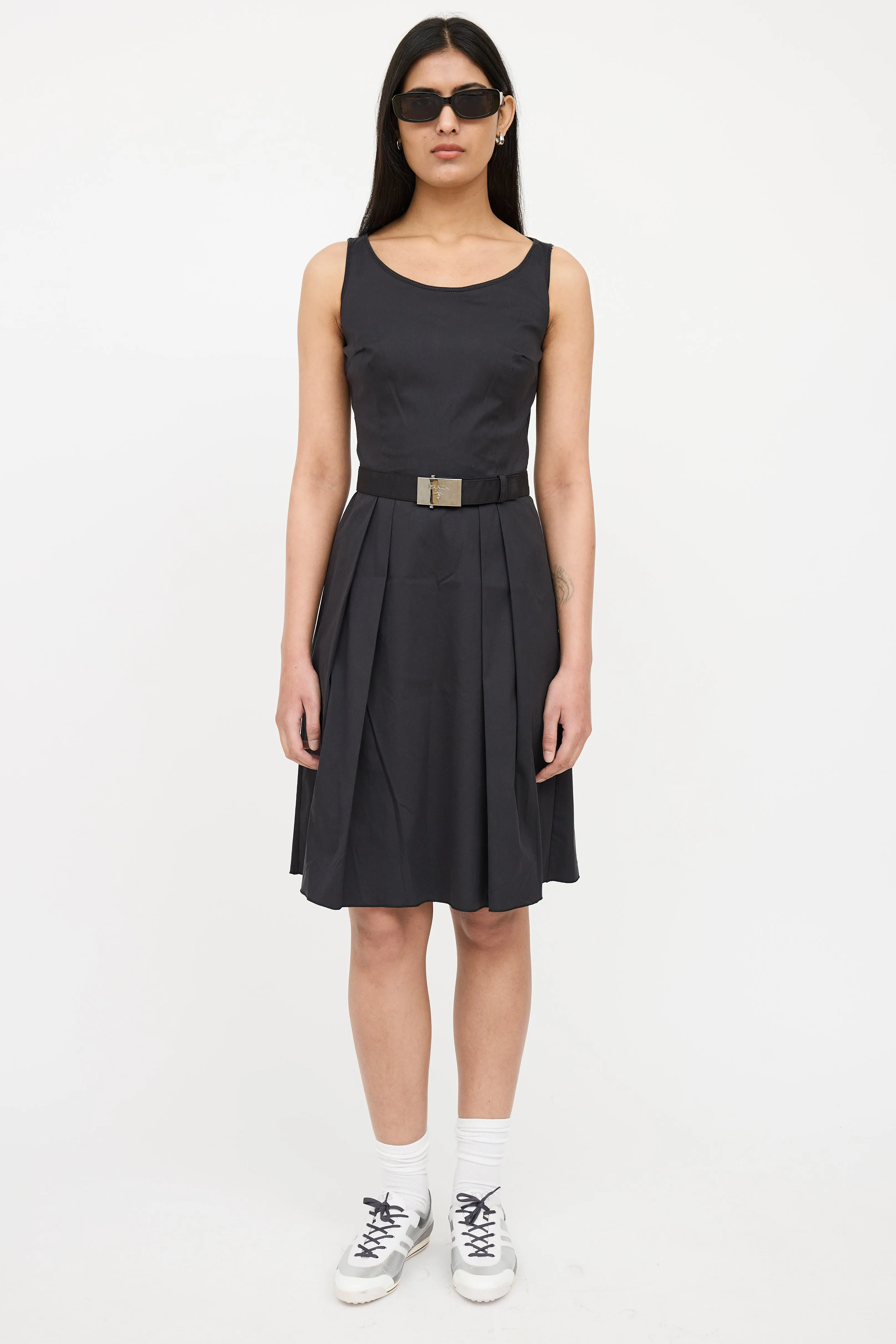 2007 Sleeveless Pleated Dress