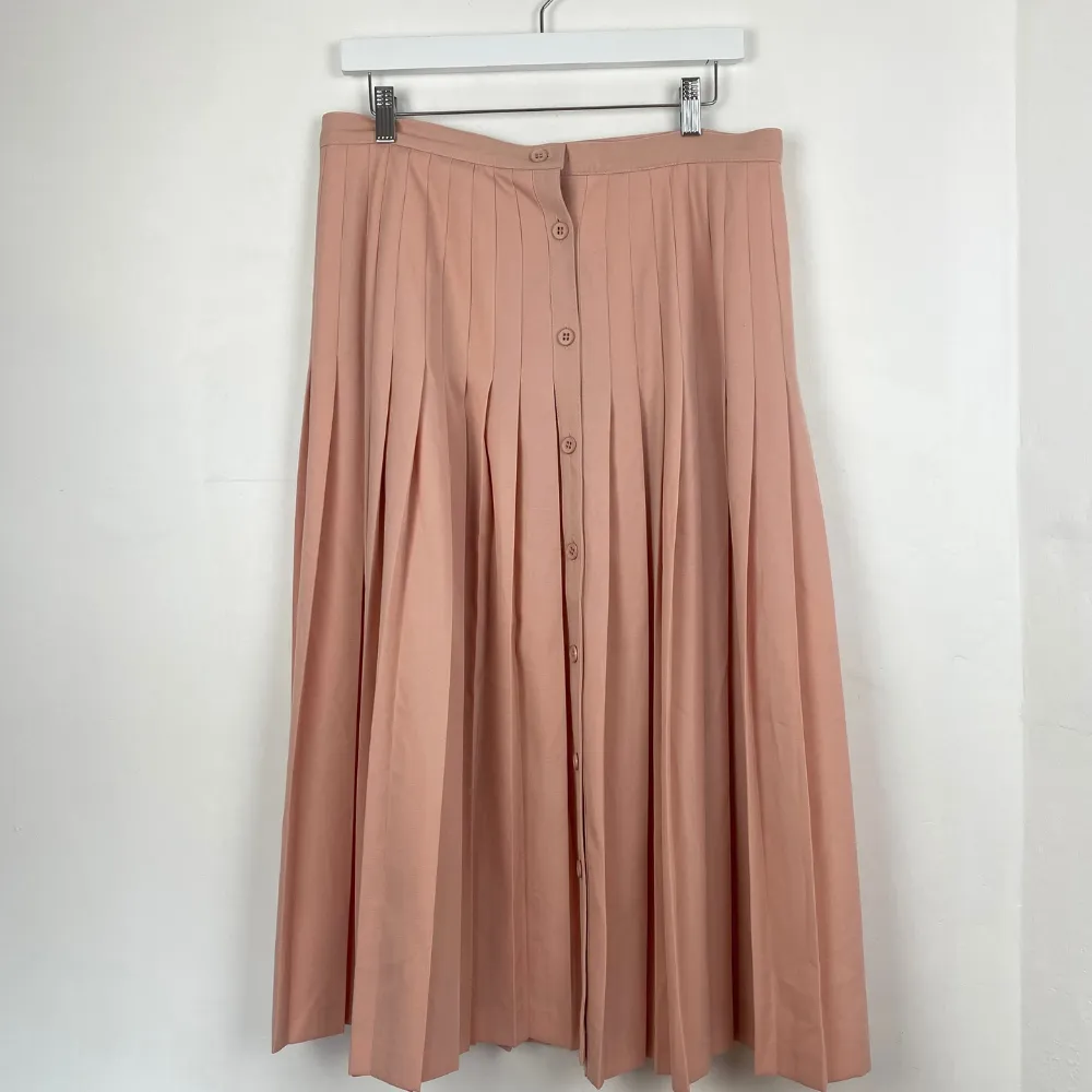 Blush Pink Pleated Skirt - L/XL
