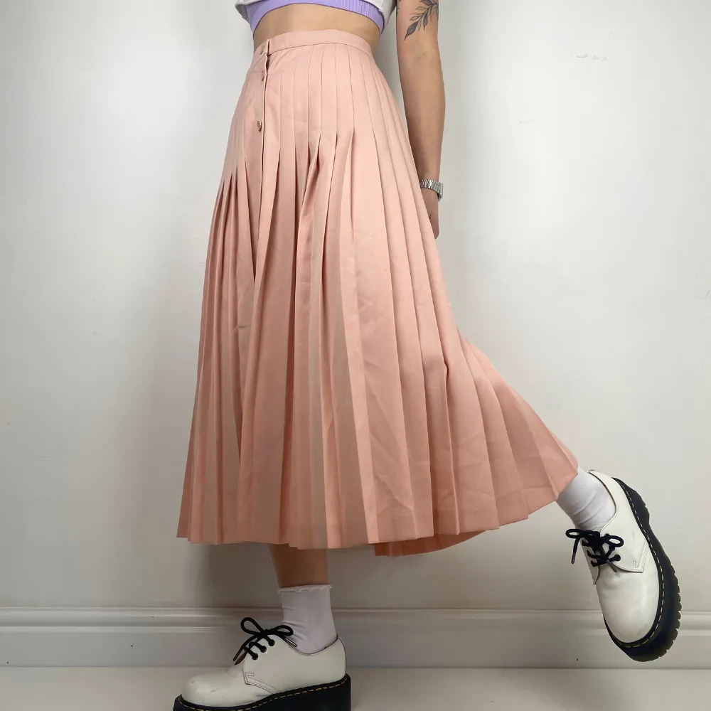 Blush Pink Pleated Skirt - L/XL
