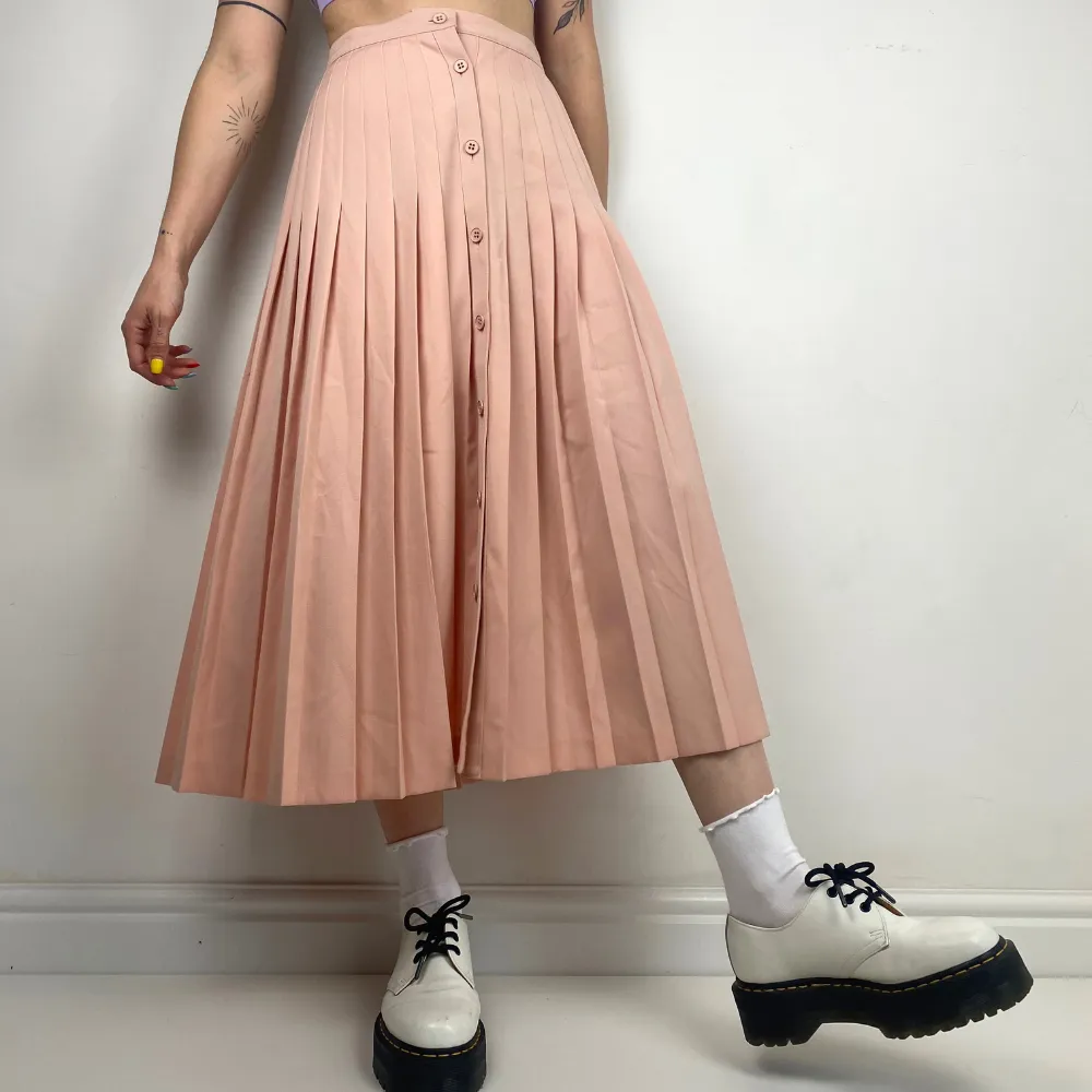 Blush Pink Pleated Skirt - L/XL