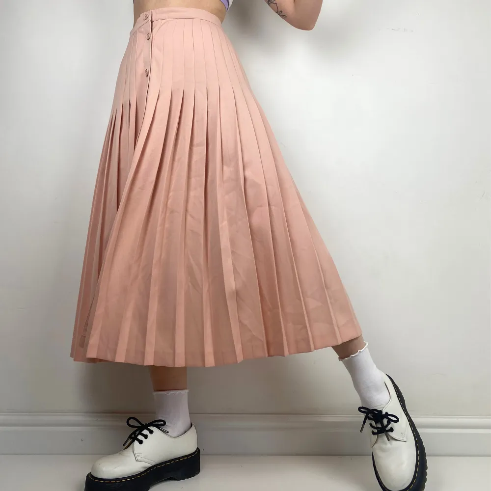 Blush Pink Pleated Skirt - L/XL