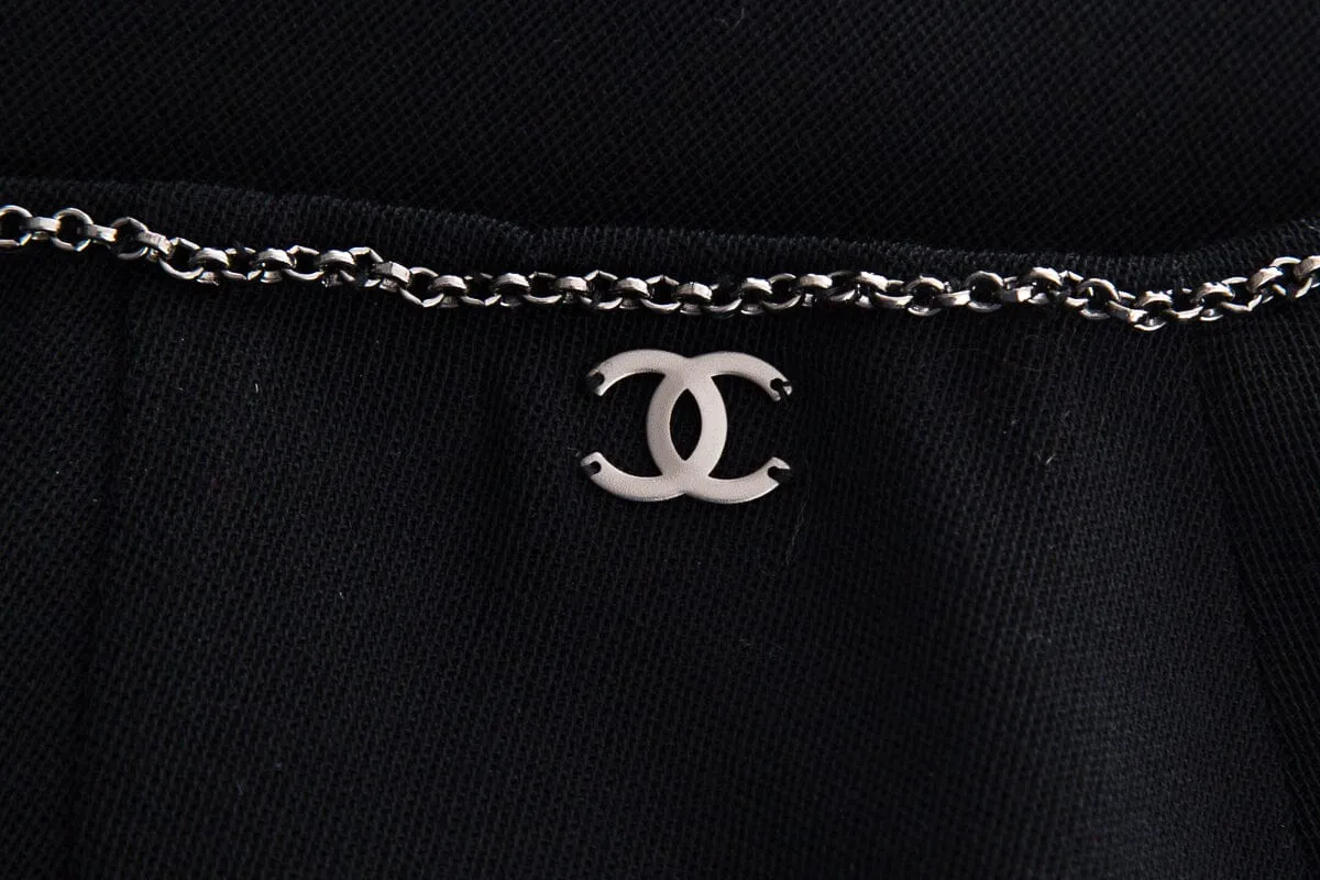 Chanel 2015 Black Chain Detail Skirt SZ 44